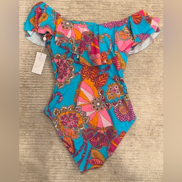 🆕 Trina Turk Women's Meilani Ruffle One Piece Swimsuit Off Shoulder Floral - Picture 7 of 8